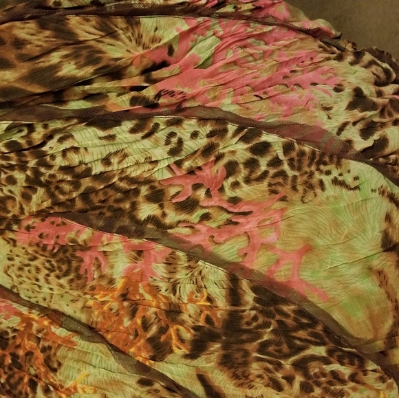 Alberto Makali crinkle flare skirt, size 12, NWT - Picture 7 of 8